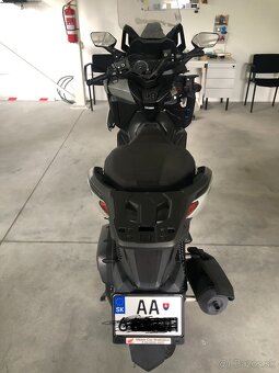 Honda Forza 125 - 4