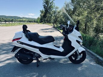 Piaggio Xevo 125 - 4