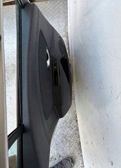 Renault Megane III 3 kombi 2008- ľavé zadné dvere - 4