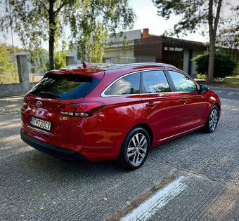Hyundai i30 CW Kombi 1.4 T-GDi Slovensko - 4