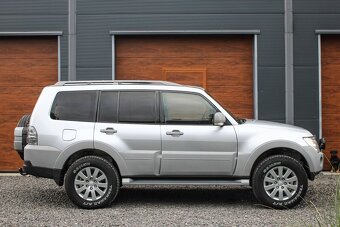 Mitsubishi Pajero 3.2DI-D LWB A/T KOMPLETNA REKONSTRUKCIA - 4