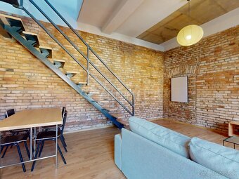 Nádherný 3-izb byt v meštianskom dome s parkovacím mi… - 4