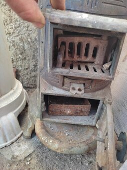 2 starožitné pece - 4