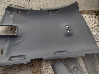 Audi A4 b8 sedan černá stropnice s plastama - 4