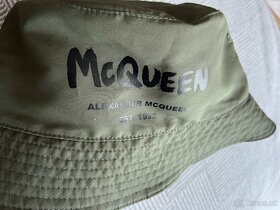 Alexander McQueen - 4