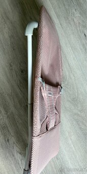 Babybjorn lehátko Pink Mesh - 4