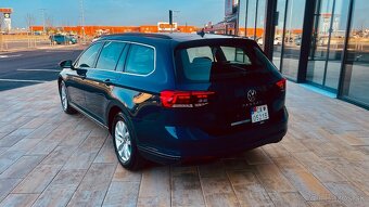 Volkswagen Passat Variant 2.0TDI 110kW DSG - 4