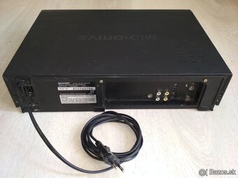 Videorekordér SHARP VC-MA40B - 4