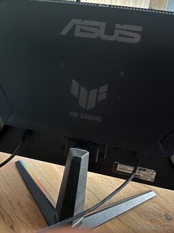 Predam ASUS 240HZ FullHD - 4