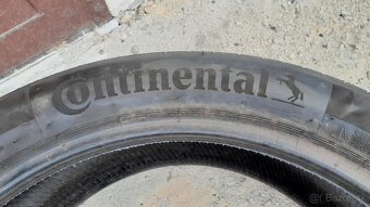 275/40 r22 - 4