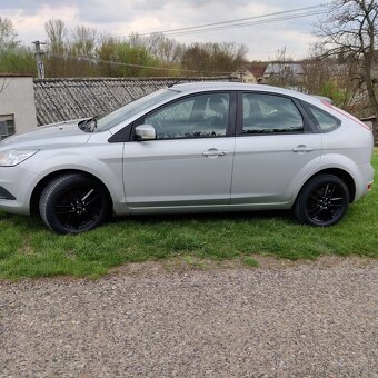Predám ford focus 2010 - 4