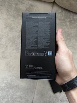 Galaxy S24 Uktra 512 GB + Slúchatka Samsung Galaxy Buds Liv - 4