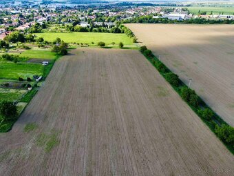 Vráble - 1421 m2 STAVEBNÝ pozemok - 4