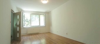 2+1 izbový byt s loggiou – Poltár, Sklárska ulica - 4