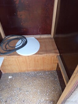 Latrína, suché WC, kadibudka - 4
