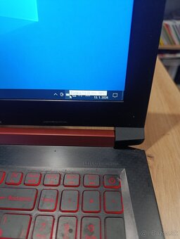 Predám herný notebook - 4