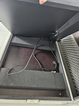 Mix Soundcraft Signature 22 MTK + flightcase - 4