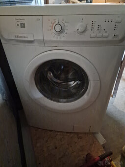 Práčka elektrolux - 4