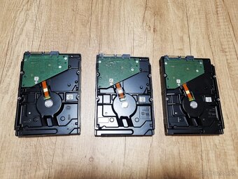 3x Seagate Ironwolf NAS 3TB 3.5" harddisk HDD - cena spolu - 4