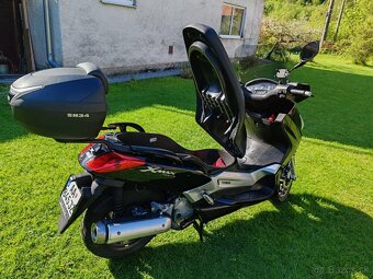 Predám skúter YAMAHA XMAX 125 - 4