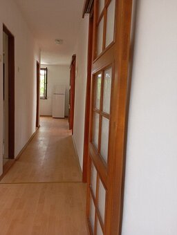 ZNÍŽENÁ CENA O 40 000€ Na predaj rodinný dom pri Vrábľoch - 4