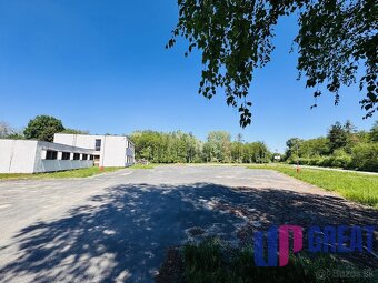 Na predaj budova s veľkým pozemkom–priemyselná zóna,Gbely - 4
