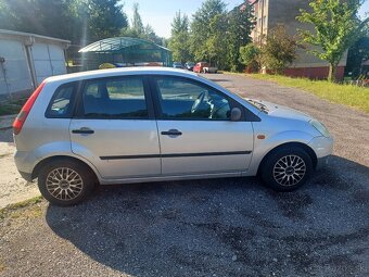 Ford Fiesta - 4