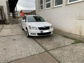 Octavia kombi 2,0Tdi Edition - 4
