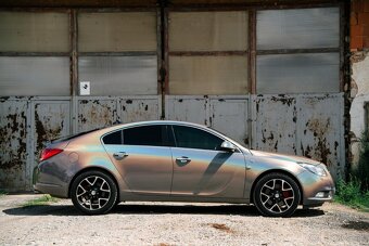 Opel Insignia 2.8 V6 Turbo ECOTEC Cosmo A/T - 4