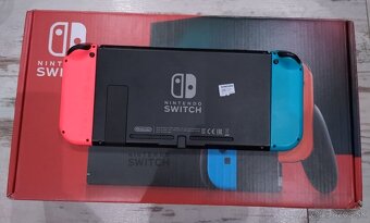 Nintendo Switch V2 - 4