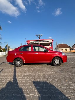 Chevrolet Aveo - 4