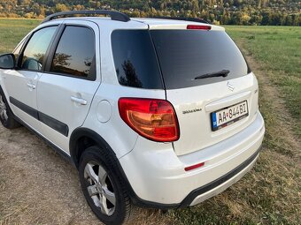 Suzuki SX4 pohon 4x4 rok 2012 - 4