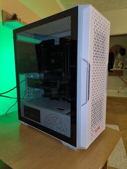 i5 11600k, RTX 4060 - 4