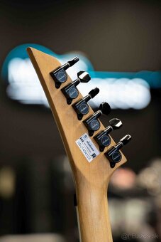 Jackson PRO KING V KVMG SW-BK BEVELS - 4