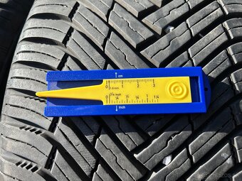 225/45R17 Celoročne pneumatiky - 4