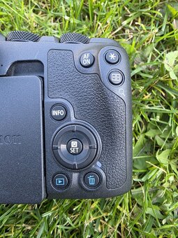 Fotoaparát Canon EOS R8 - 4