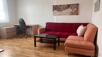slnečný 2 izbový byt - voľný od 15.11. - 4