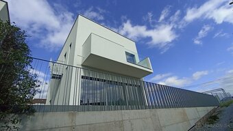 TOCA real - predaj - štýlový dvojpodlažný RD v obci Hôrky - 4