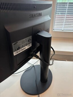 Samsung monitor - 4