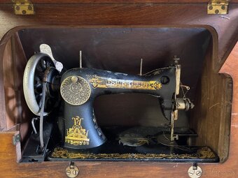 Predám starožitný nábytok - 4