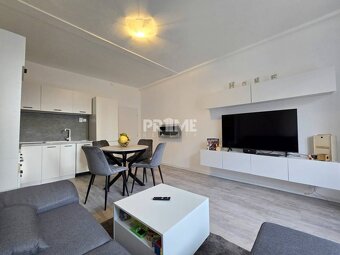 REZERVOVANÝ - Zrekonštruovaný 3i byt, blízko Retra,Astrová u - 4
