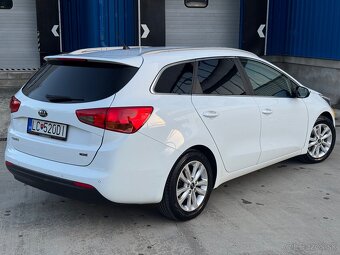 Kia Ceed SW 1.6CRDi 2017 136ps SK Auto Top stav - 4