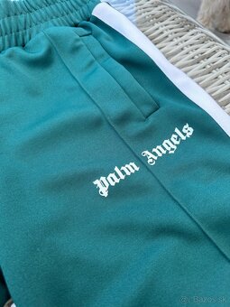 Palm Angels tepláky nohavice vo veľkosti M - 4