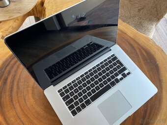 MacBook Pro Retina 15" i7 8GB RAM 500GB SSD, - 4