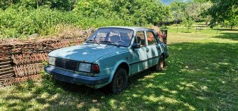 Škoda 120 GLS - 4