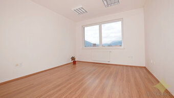 Prenájom kancelárske, obchodné priestory 172,5 m2 Ružomberok - 4