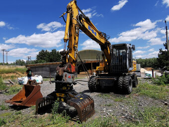 Prodám kolový nakladač HITACHI EX 135W - 4