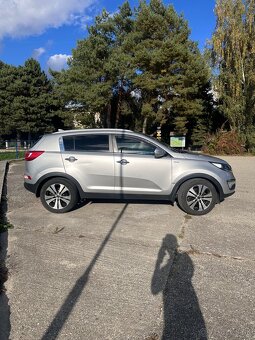 KIA Sportage 2.0 CRDi AWD - 4