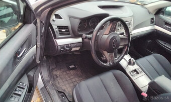 SUBARU LEGACY 2.5 AWD 2010 predám MOTOR EJ25 123kW, DVERE, P - 4