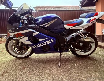 Suzuki GSX-R 600 - 4